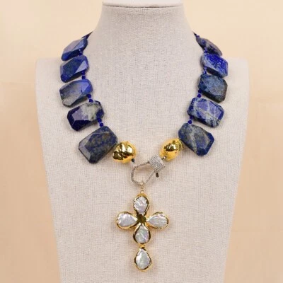 Collar de lapislázuli azul natural trozo grande colgante crucifijo de perlas Keshi blancas Foto 1 de 4