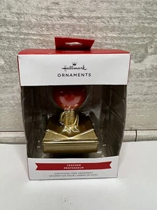 Hallmark Ornaments Teacher “No 1 des profs!” 2021 Apple Christmas Tree Ornament - Bild 1 von 7