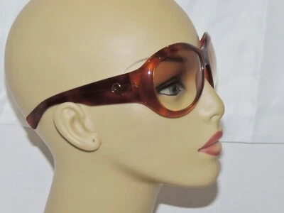 Gafas de sol Alexander McQueen marrón tortuga sin usar _ Italia con estuche Foto 1 de 4