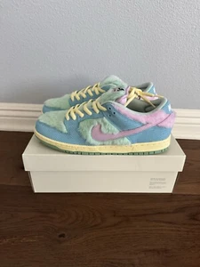 Nike x Verdy SB Dunk Low VistyFN6040-400 Size 10.5M - Picture 1 of 5