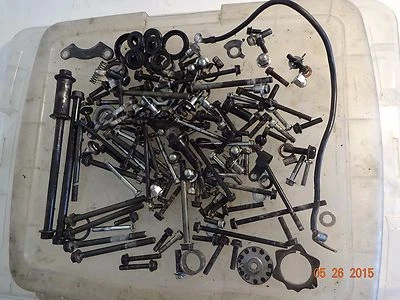 Kawasaki ZL600 ZL Eliminator 600 piezas de motor misceláneas herrajes sobras  Foto 1 de 4