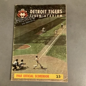 1968 Detroit Tigers vs New York Yankees Scored Program Scorecard #100 - Bild 1 von 3