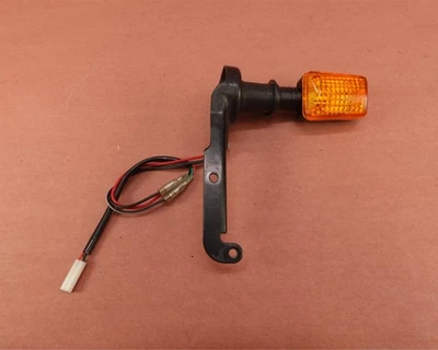 Передний поворотник (A) 2004-2009 YAMAHA FZ6-S FZ6S FZ6 FZ600 - Изображение 1 из 4