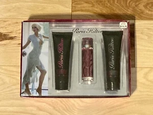 Paris Hilton 3 Piece Set - Picture 1 of 2