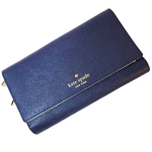 Kate Spade NY Mikas Pond Phoenix portafoglio da viaggio triplo in pelle (blu oceano) - Foto 1 di 11