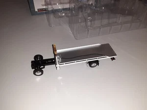 1/64 White Rollback Tow Truck For Custom Build SpecCast - Picture 1 of 4