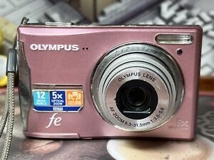 Olympus FE-46 LCD Digital Camera 12 Megapixel 6.3-31.5mm AF Zoom Pink camera