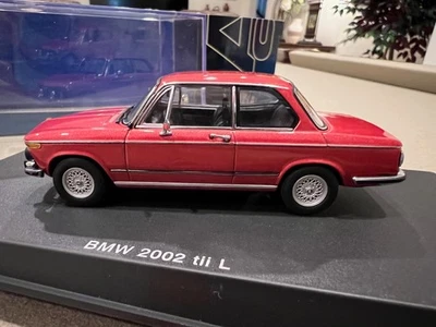 BMW 2002 Tii L 50512 1974 rojo metálico Autoart 1/43 Foto 1 de 4