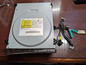 Microsoft Xbox 360 Phat OEM Disc Drive Model  DG-16D25 Tested  For Parts/Repair - Picture 1 of 4