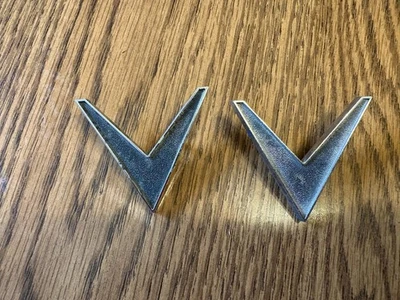 Emblemas International Scout V, originales Foto 1 de 4