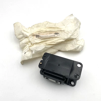 oem Harley 47564-90B Rear Isolator Engine Motor Mount 91-98 Dyna Genuine - Image 1 of 4