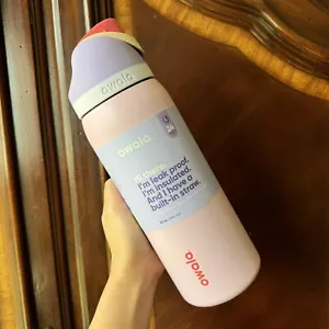 Owala Freesip 32 oz Blossom Bunny Color Stainless Steel Bottle NEW - Picture 1 of 5