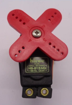HiTec HS-615mg metal geared dual ball bearing Servo  good condition working fine - Image 1 of 2