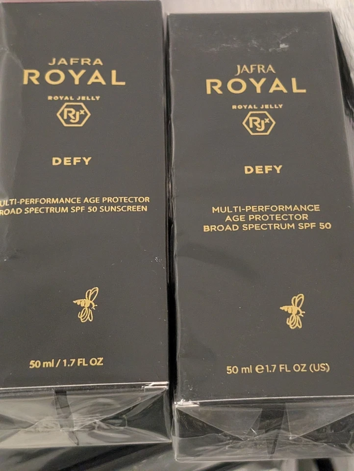 (2) Jafra Royal Jelly DEFY Performance Age Protector Broad Spectrum SPF 50 - Image 1 of 1