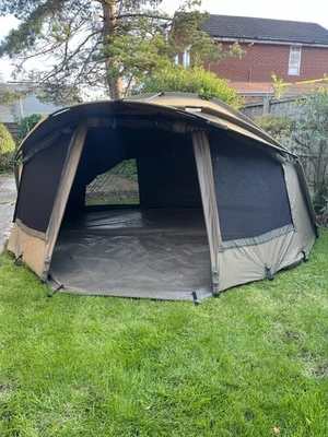 Trakker Armo V3 Bivvy 2-Man Tent - Image 1 of 4