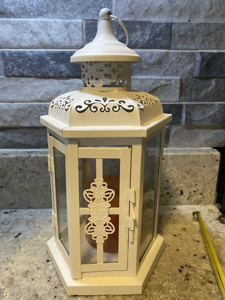 "Linterna de metal blanco y vidrio de 12""" Foto 1 de 4