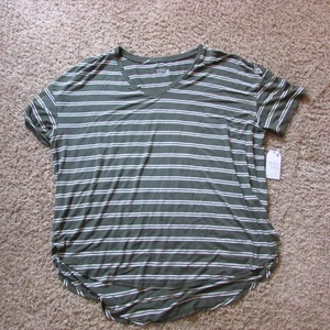 NWT Time And Tru XXL 20 Olive Green Stripe Vneck Tunic T-Shirt Longer Tail Soft - Picture 1 of 2