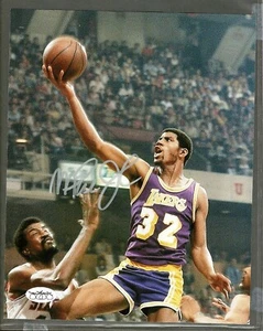 Magic Johnson Lakers Signed 8 x 10 Photo Signed in Silver Ink JSA Authenticated - Picture 1 of 1