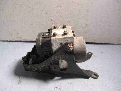 2.5L Automatic AWD, ABS Pump for 2002-04 Subaru Legacy 03 - Image 1 of 4