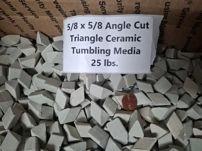 陶瓷 TUMBLING MEDIA 25 磅 5/8 英寸 x5/8 英寸角切割三角形 25 磅 — 第 1/3 张图片