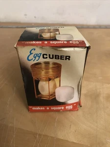 Egg Cuber Square Egg Novelty Kitchen Gadget with Box  Vintage 1977 - Picture 1 of 2