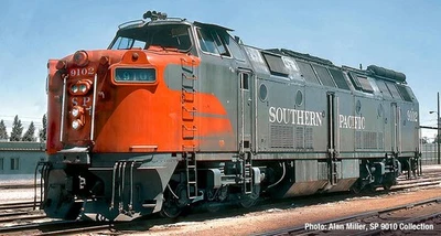PIKO HO Scale ~ Krauss-Maffei Southern Pacific #9102 Modified ~ DCC Sound ~97815 - Image 1 of 2