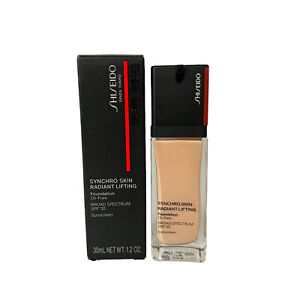 Shiseido Synchro Skin Radiant Lifting Foundation Oil  220 Linen - 1.2 oz