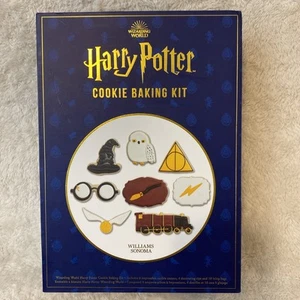 Harry Potter Williams Sonoma Kit Cottura Biscotti MONDO MAGICO mai usato - Foto 1 di 12