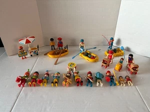 Vintage Playmobil Mixed Lot of 35 Pieces Includes Figures and Accessories - Picture 1 of 9