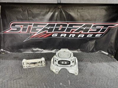 2017-2023 AUDI R8 AWD 5.2L REAR AUTOMATIC TRANSMISSION SUPPORT MOUNT BRACKET OEM - Image 1 of 4