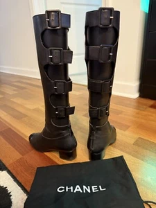 Chanel leather long boots 37,5 Authentic 100% - Picture 1 of 11