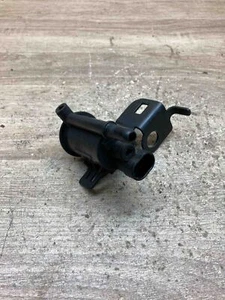 1997278 Saab 93 Vacuum pump Solenoid Control Valve Used Delphi - Picture 1 of 7