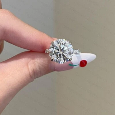 Anillo de compromiso halo oculto moissanita corte redondo 3,78 TCW chapado en oro blanco de 14K Foto 1 de 4