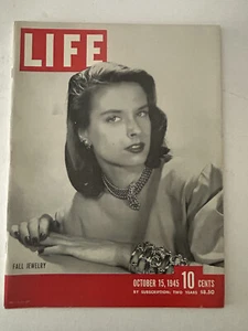 Life Magazine October 15, 1945, Berlin Zoo, Milland & Wyman: "Lost Weekend" film - Picture 1 of 6