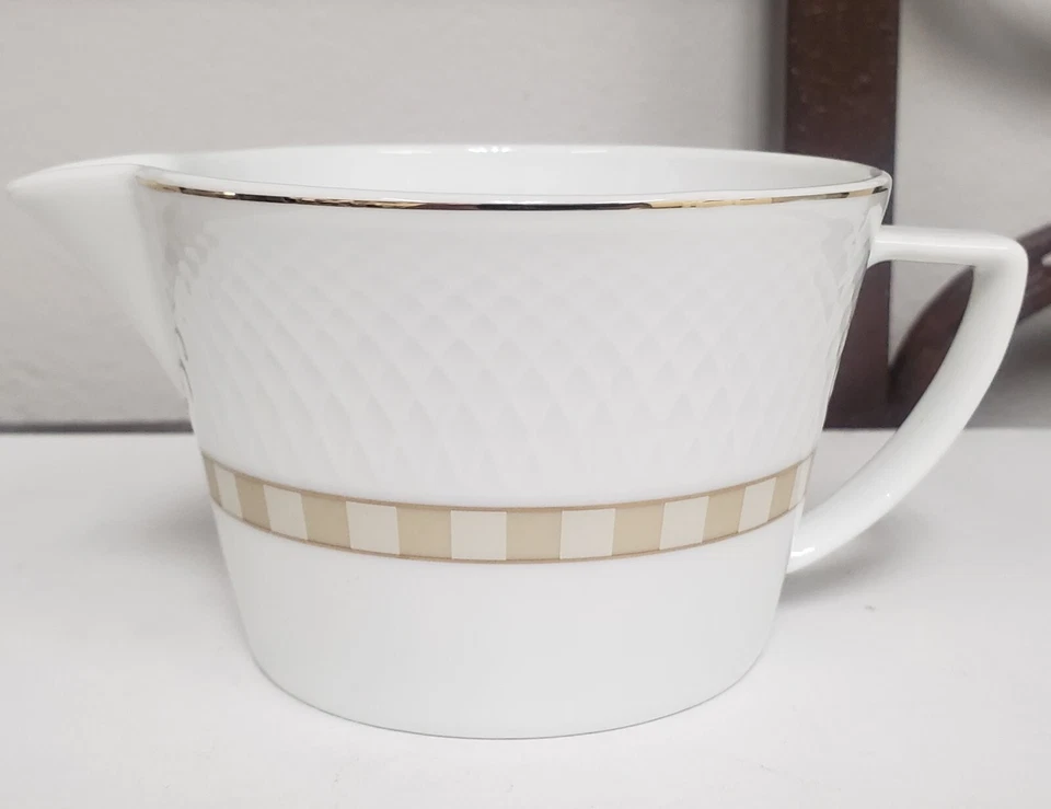 Crema Dune Nikko New Century Fine China nunca usada TOTALMENTE NUEVA Foto 1 de 1