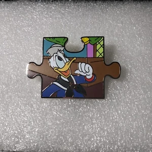 Disney Character Connections Ducktales LE 900 Pin - Sailor Donald Duck - Picture 1 of 1