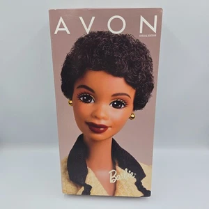 RARA bambola Barbie afroamericana Avon rappresentante 1998 edizione speciale - Foto 1 di 7