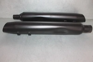 Silenciadores Harley Davidson Touring 2024 negro 64901314 / Electra Glide / Road King - Imagen 1 de 3