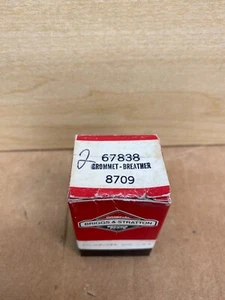 Genuine Briggs & Stratton OEM 67838 Grommet - Picture 1 of 2