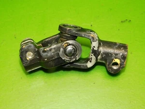 91-95 MR2 OEM Columna de Dirección Yugo Giratorio U Junta Nudillo Conector SW20 - Imagen 1 de 2