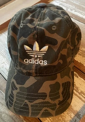 Adidas Originales Gorra Relajada Gorra con Correa Bosque Camuflaje Oliva Carga Verde Foto 1 de 4
