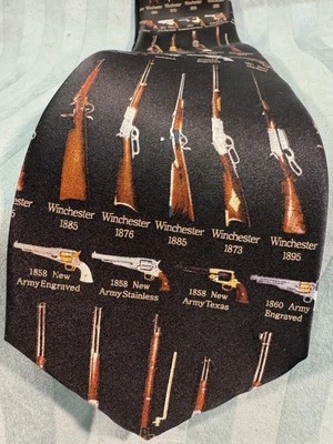 Guns print Tie by MUSEUM ARTIFACTS Silk Classic Rifles and Revolvers Long Size - Image 1 of 4