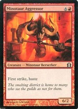 MTG - Return to Ravnica - Minotaur Aggressor - Foil - NM