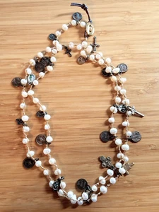 Freshwater Pearl necklace with crosses, crucifixes, and religious medals - Picture 1 of 8