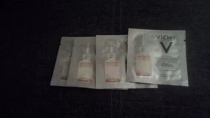 Vichy Neovadiol Peri & Post Menopause Meno 5 Oil-in-Water Serum SAMPLE  4 (1 ml) - Picture 1 of 1