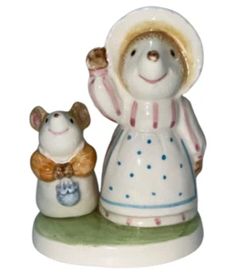 Meadow Mouse Napcoware Figurine - Picture 1 of 10