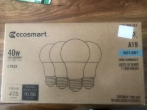 40Watt Equivalent A19 LED Light Bulb Daylight (4-Pack) - Picture 1 of 1