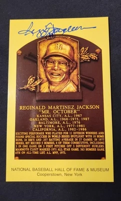 REGGIE JACKSON SIGNED AUTO GOLD HOF PLAQUE POSTCARD NEW YORK YANKEES - Image 1 of 2