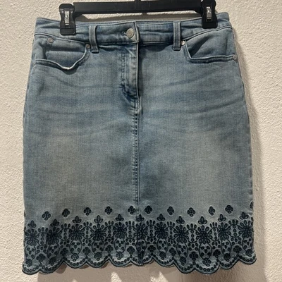 Talbots Y2K Embroidered Denim Pencil Skirt Womens 4 Floral Scalloped Hem Classy - Image 1 of 4