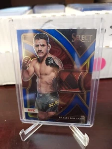 2023 Panini Select UFC Selective Swatches Blue Prizm #25/49 Rafael dos Anjos - Picture 1 of 4